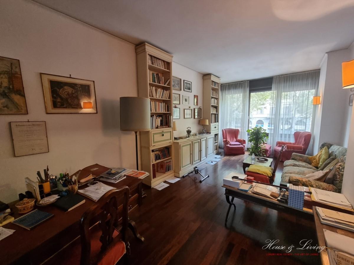Vendita Eptavani, Torino foto