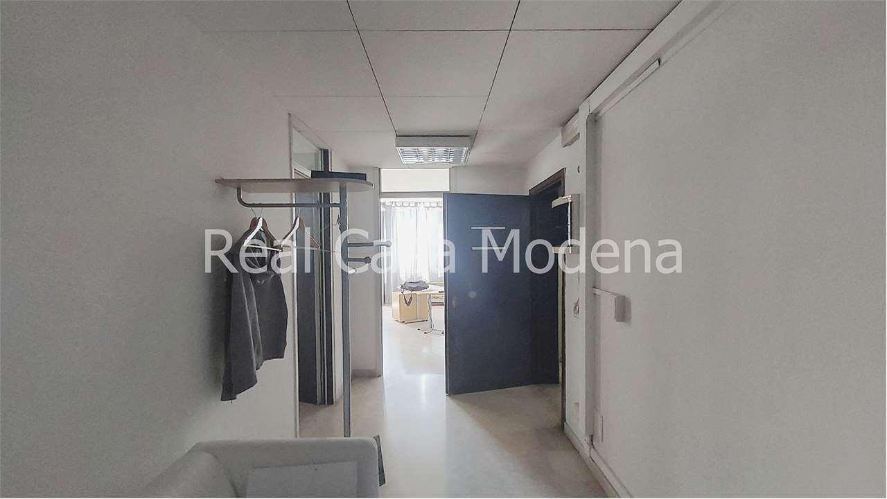Vendita vendita, Modena foto