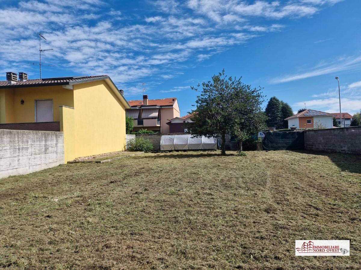 Vendita Loft, mansarde e attici, Busto Garolfo foto