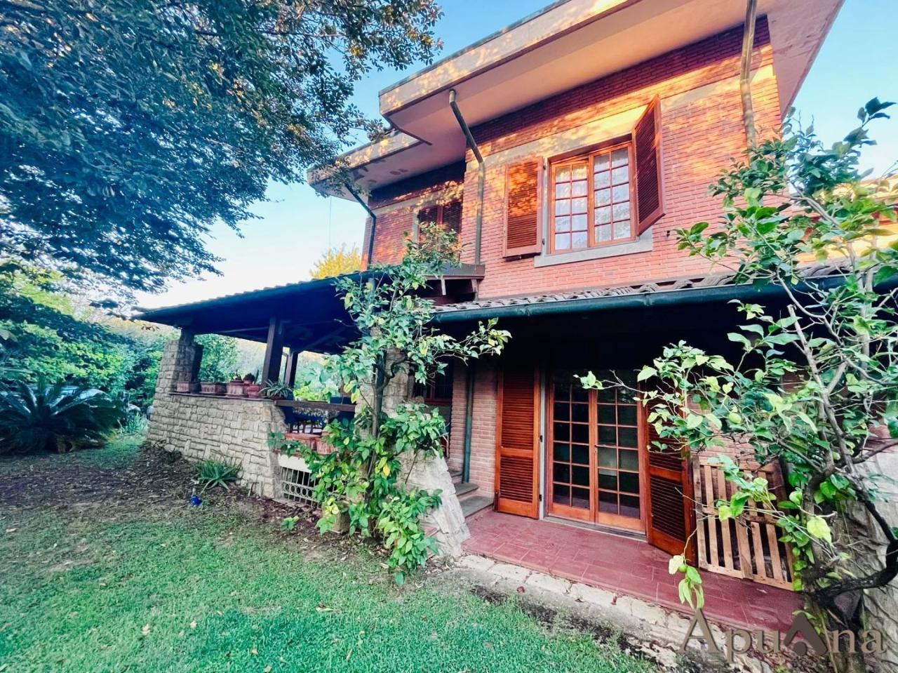 Vendita Casa indipendente, Montignoso foto