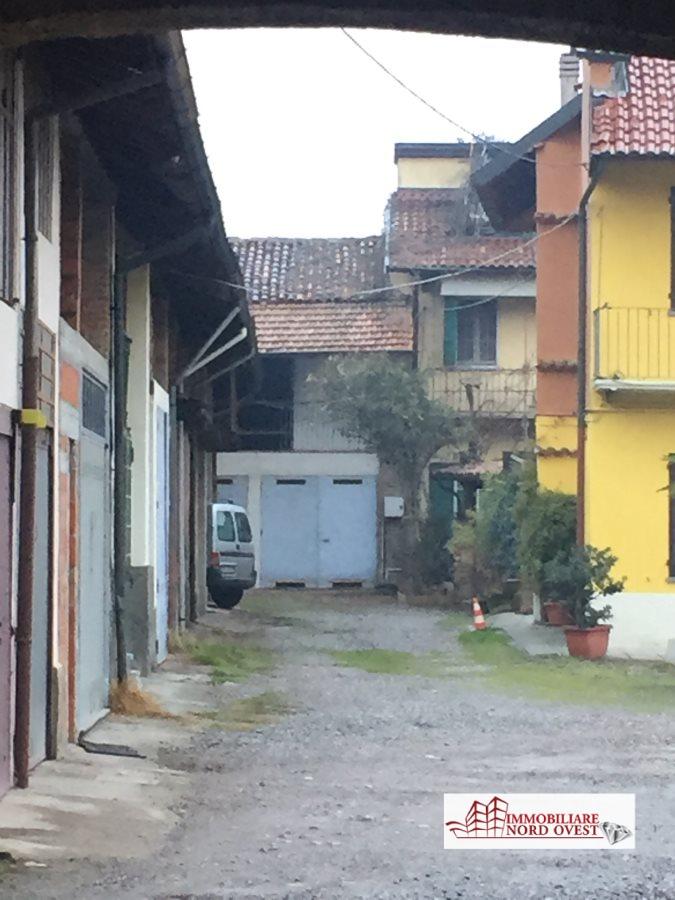 Vendita Trivani, Magenta foto