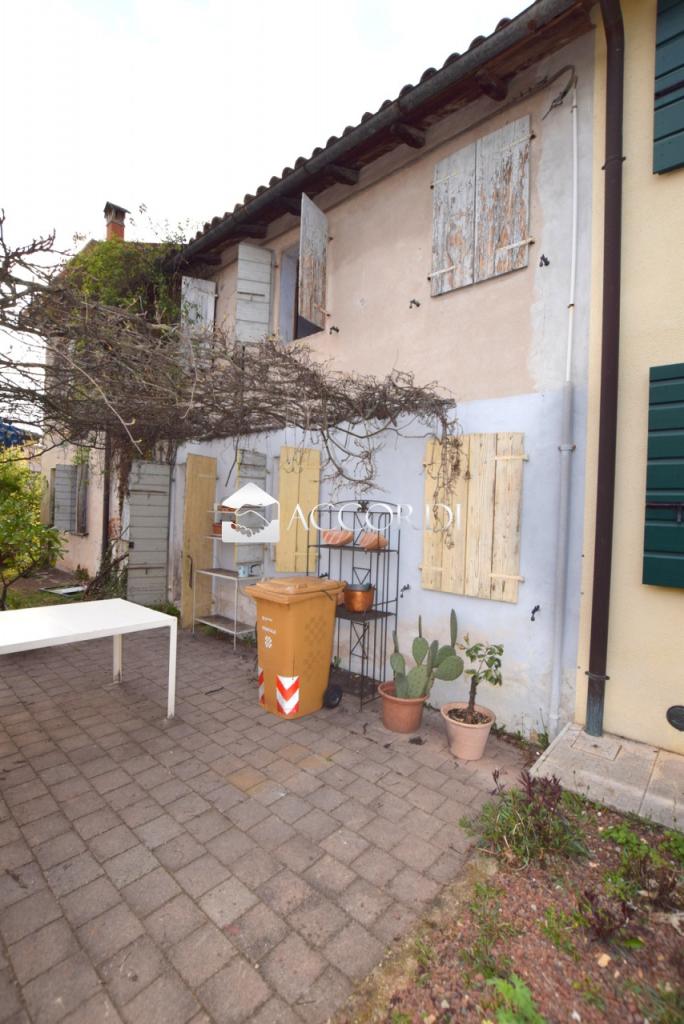 Vendita Pentavani, Montebelluna foto
