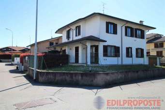 Vendita Villa bifamiliare, Lazzate Vendita Villa bifamiliare, Lazzate