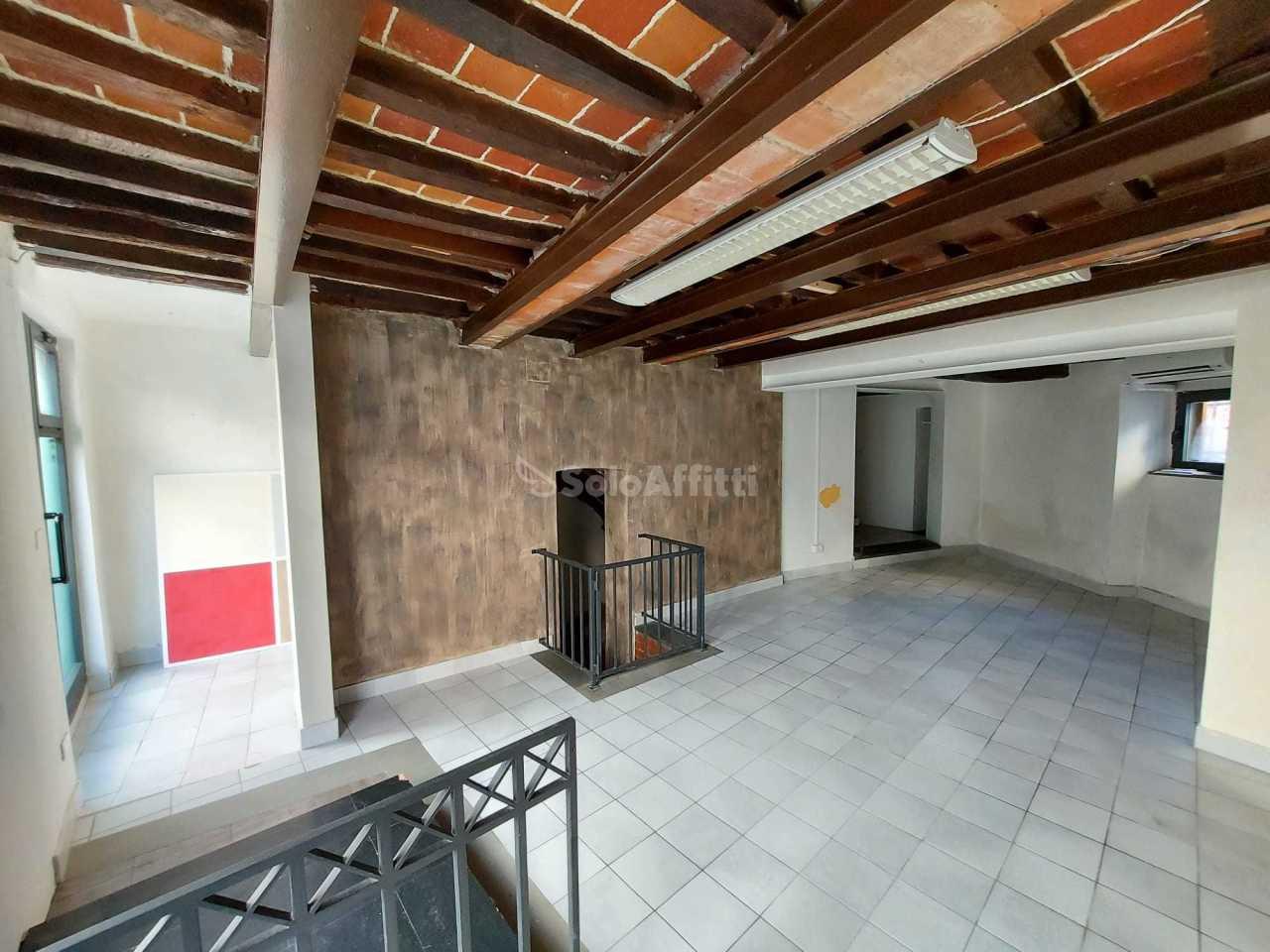 Affitto 2 vetrine, Foiano della Chiana foto