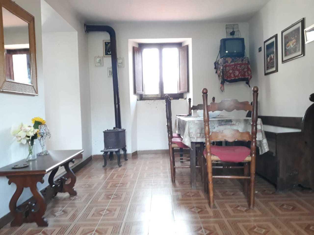 Vendita Quadrivani, Zeri foto