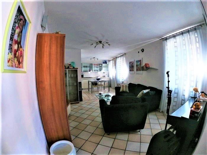 Vendita Esavani, Carrara foto