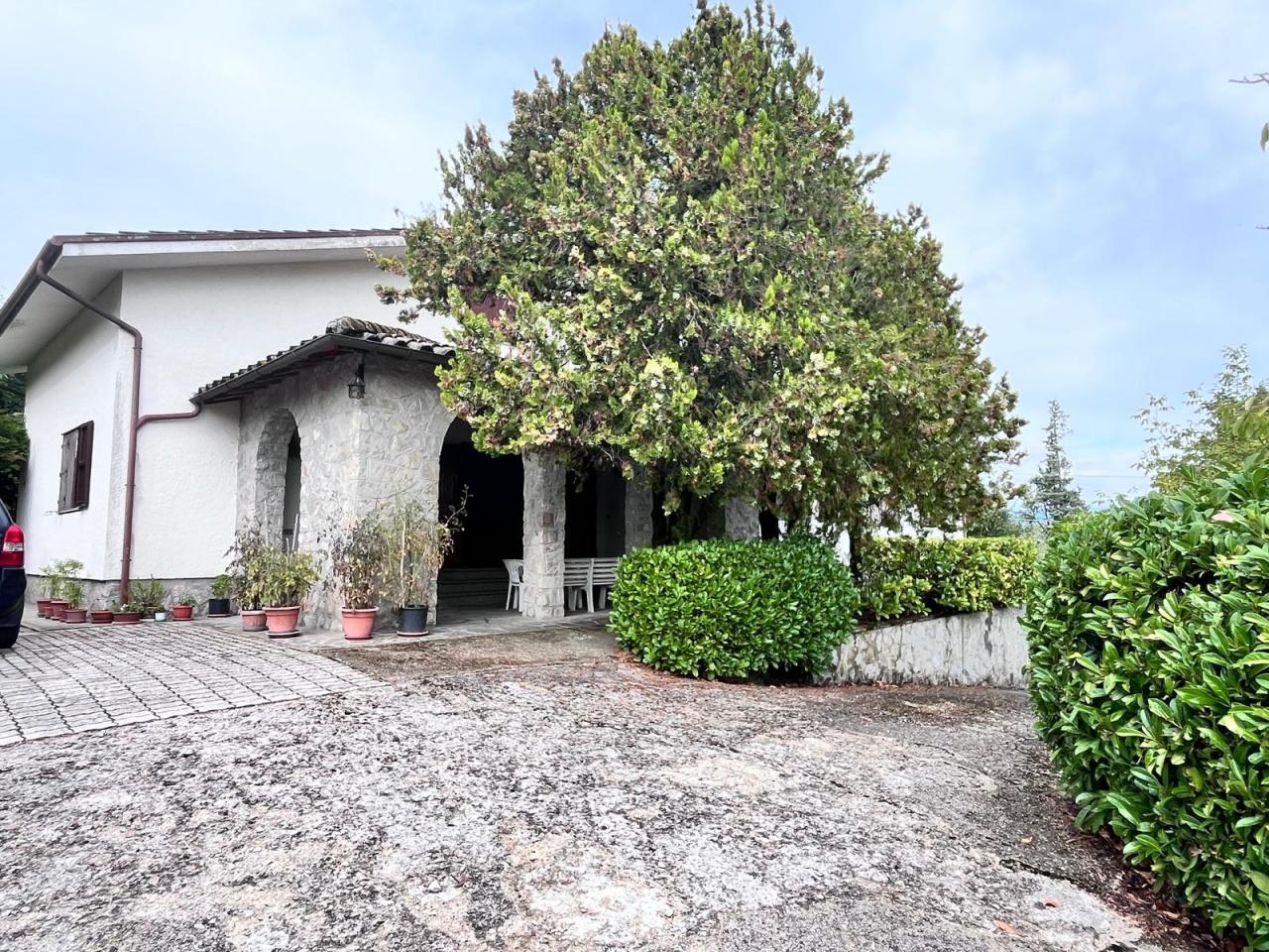 Vendita Altri immobili, Sorano foto