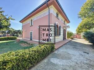 Sale Esavani, Castelfranco di Sotto Sale Esavani, Castelfranco di Sotto