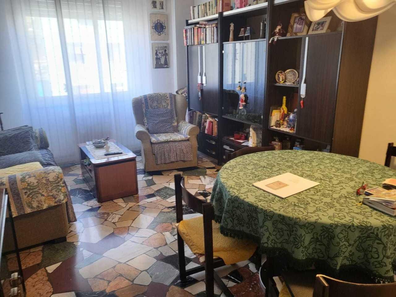 Vendita Pentavani, Cinisello Balsamo foto