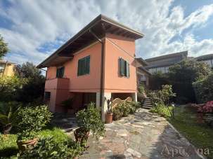 Vendita Villa, Carrara Vendita Villa, Carrara