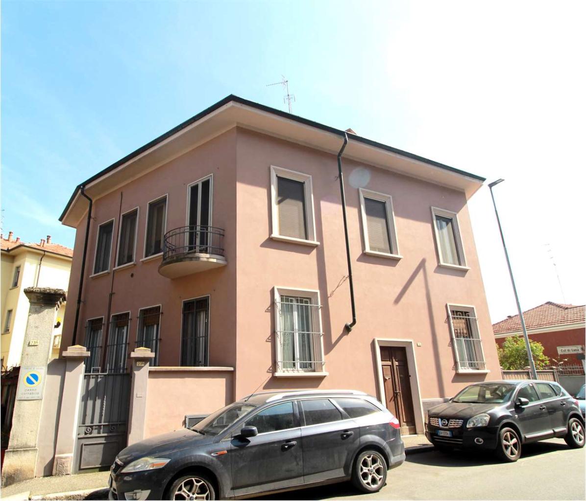 Vendita vendita, Novara foto
