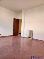 Vendita Quadrivani, Carrara Vendita Quadrivani, Carrara