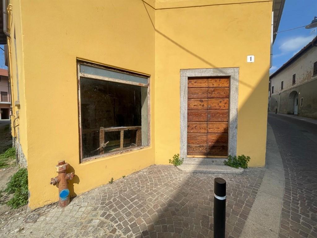 Affitto Negozio, Carnago foto
