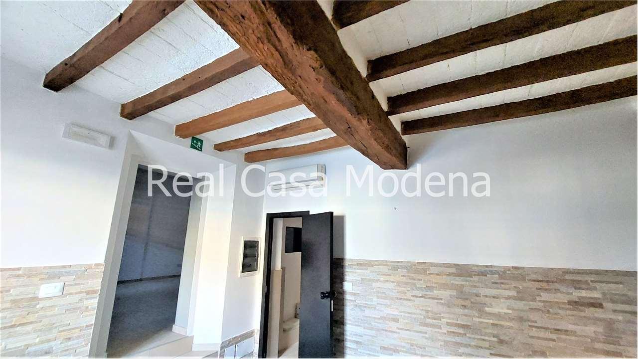 Vendita vendita, Modena foto