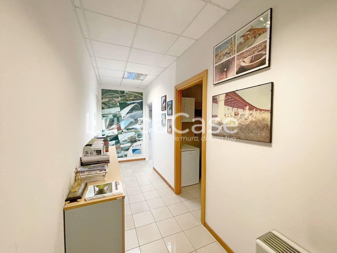 Affitto Ufficio, Capannori foto