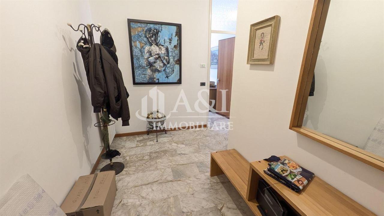 Vendita Appartamento, Barzago foto