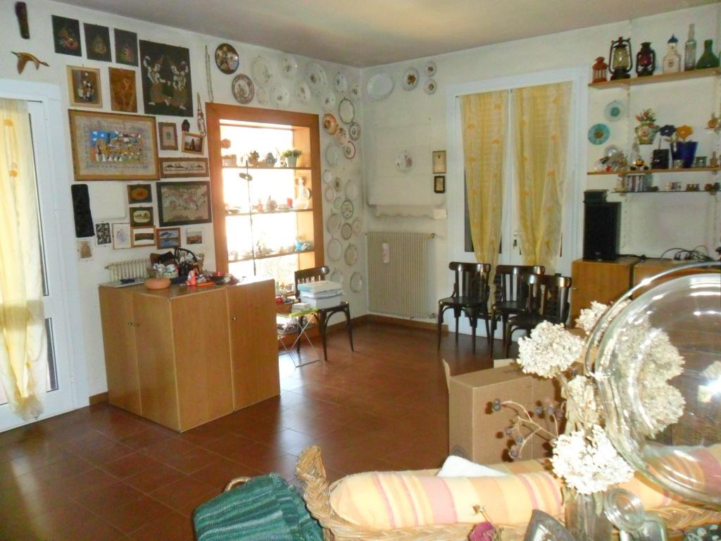 Vendita Eptavani, Ameglia foto