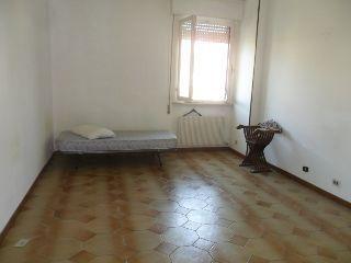 Vendita Bivani, Luni foto