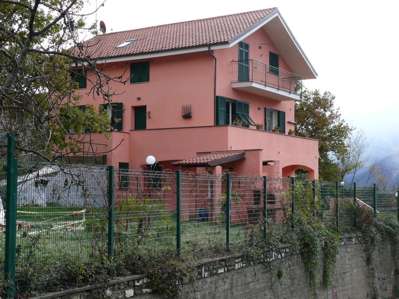 Vendita Quadrivani, Testico foto
