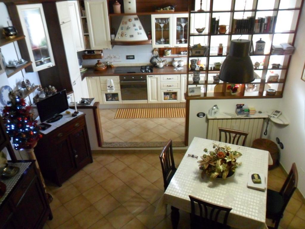 Vendita Multivani, Luni foto