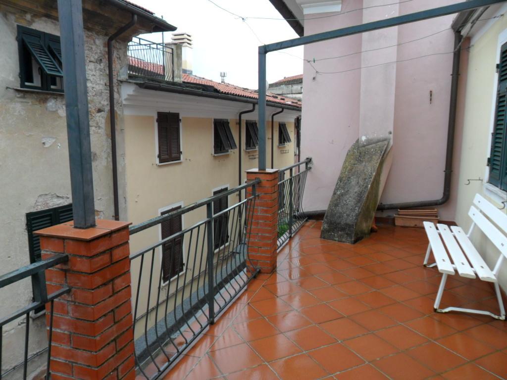 Vendita Esavani, Castelnuovo Magra foto