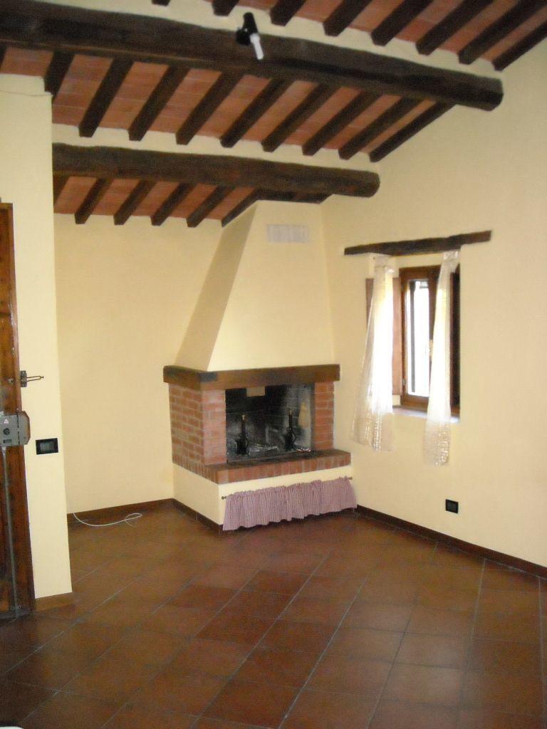 Vendita Quadrivani, Uzzano foto
