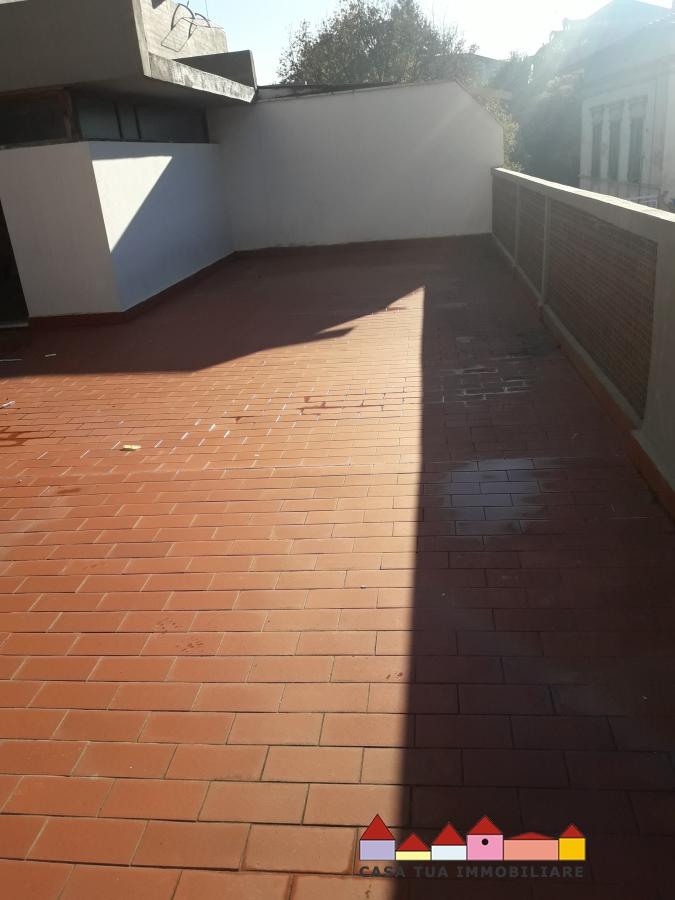 Vendita Quadrivani, Carrara foto