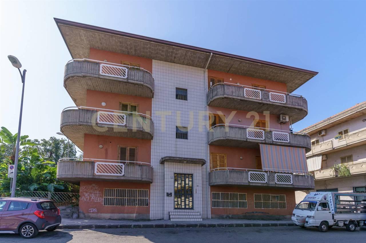 Vendita Pentavani, Aci Catena foto