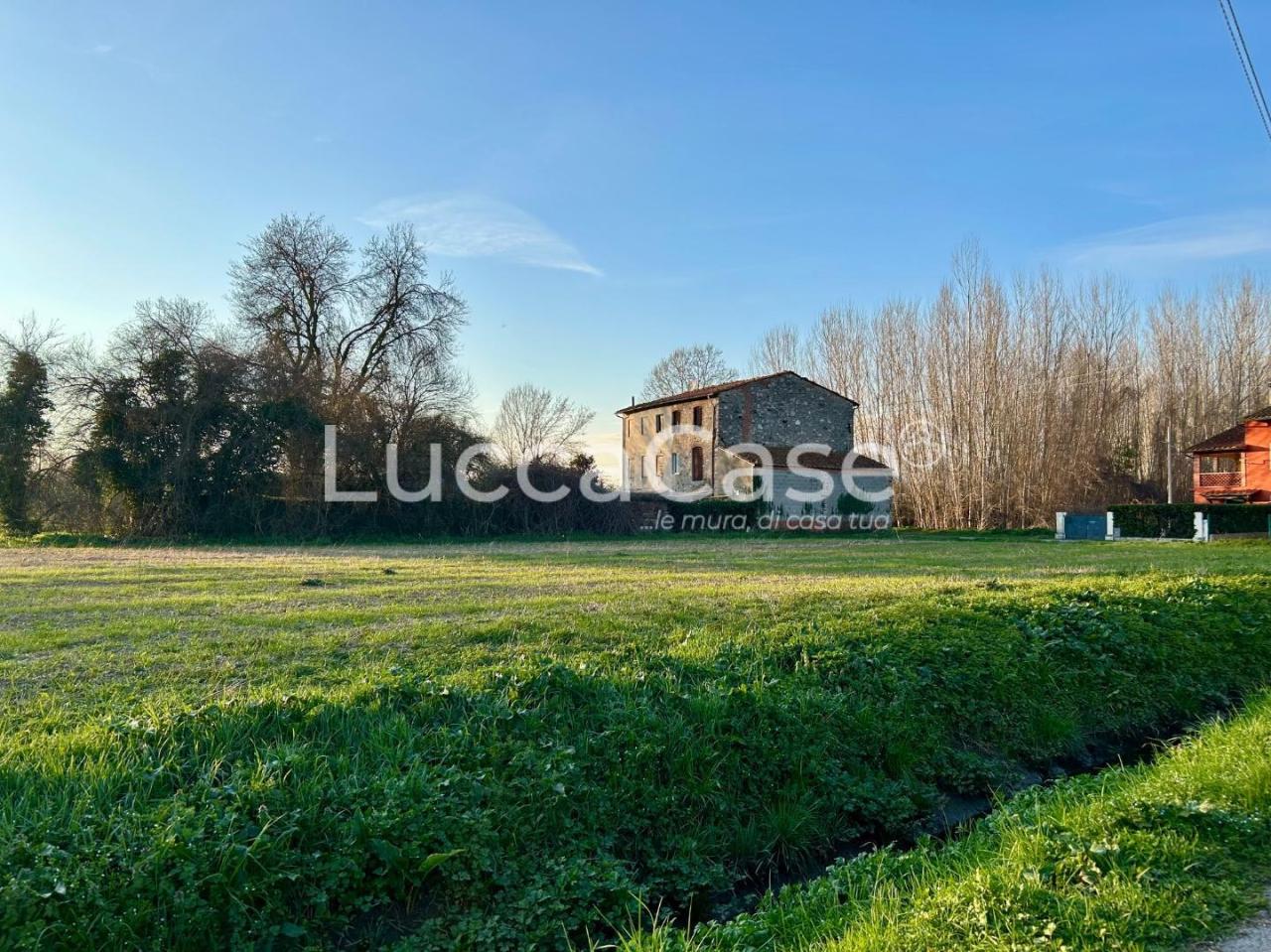 Vendita Casa indipendente, Lucca foto