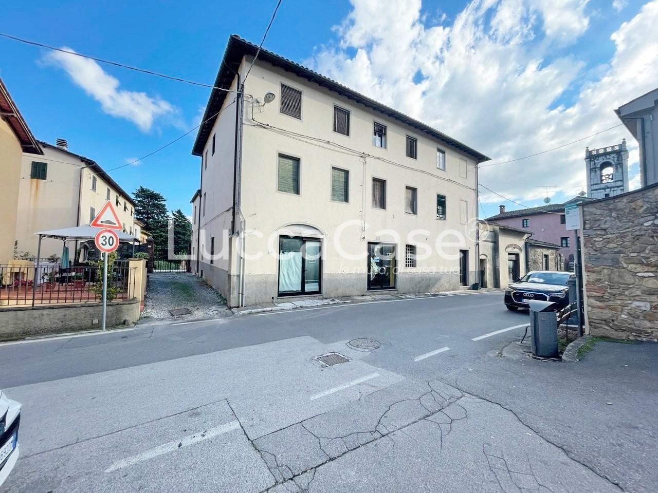 Vendita Rustico, Lucca foto
