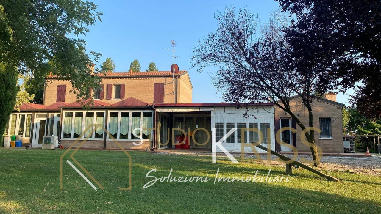 Vendita Casa indipendente, Ferrara foto
