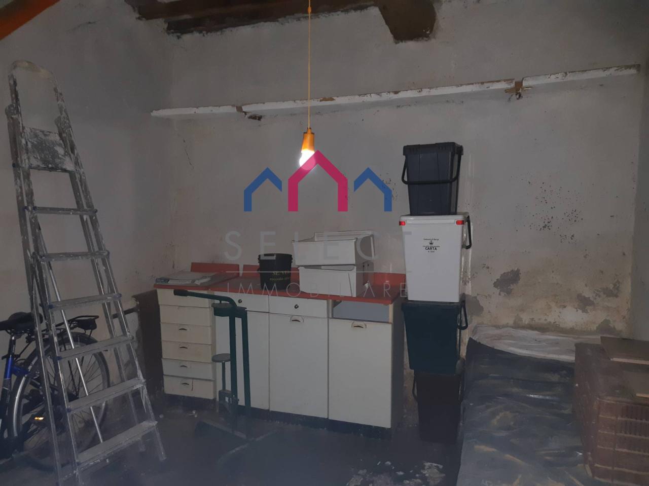 Vendita Appartamento, Barga foto