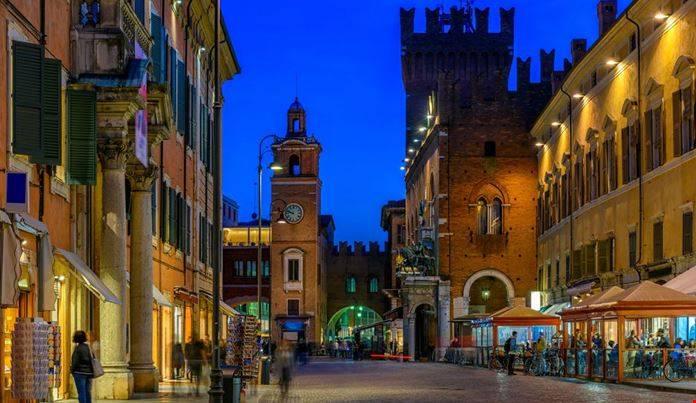 Vendita Attività commerciale, Ferrara foto