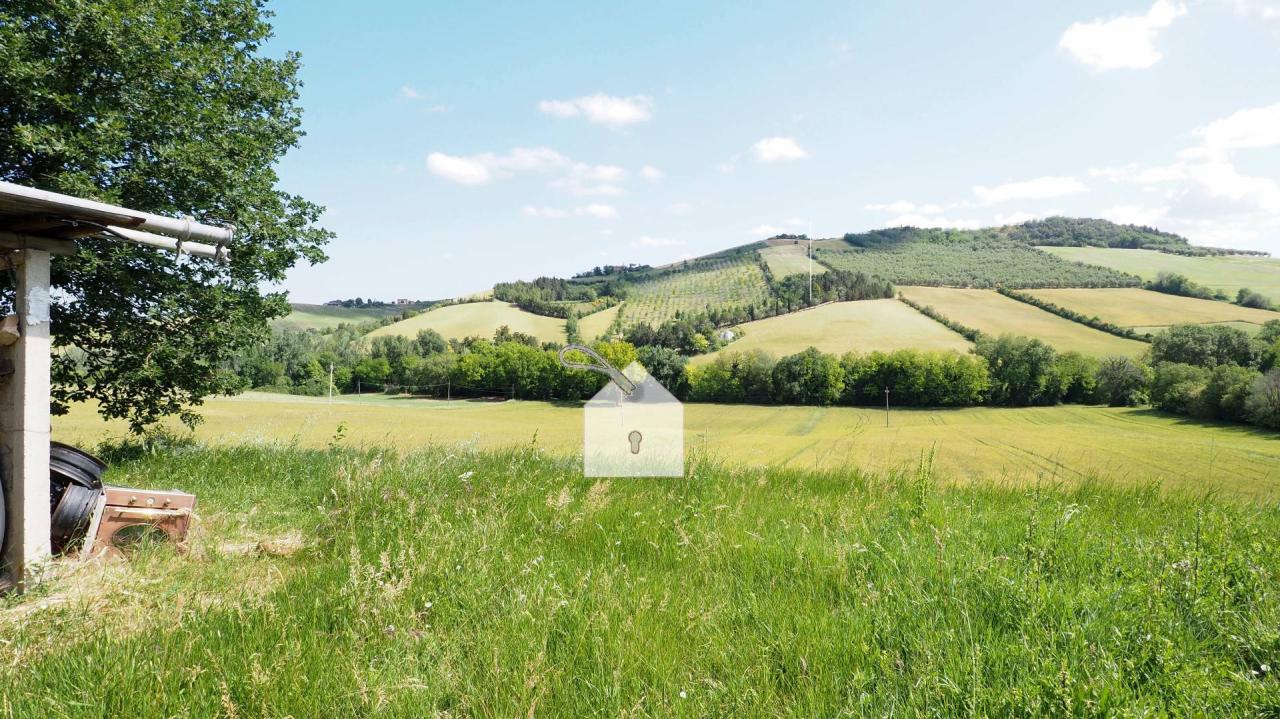 Vendita Rustico, Treia foto