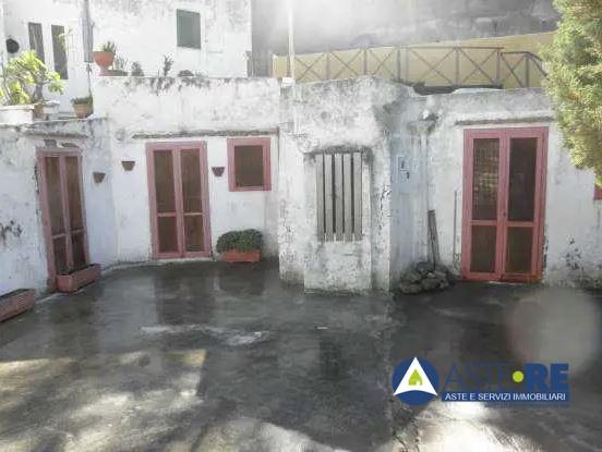 Vendita Quadrivani, Ponza foto