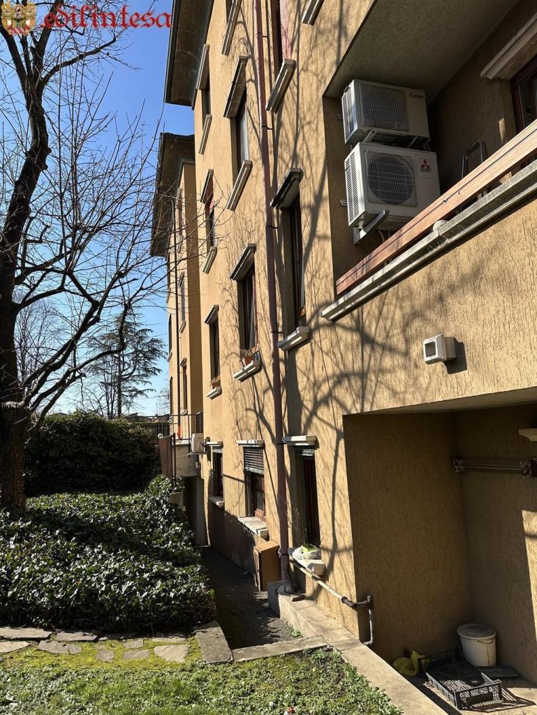 Vendita Appartamento, Monza foto