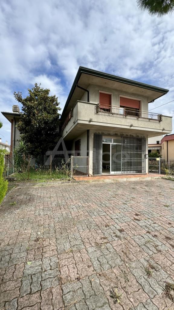 Vendita Esavani, Villadose foto