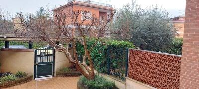 Vendita Magazzino, Roma foto