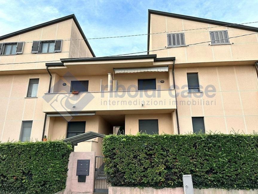 Vendita Pentavani, Giussano foto
