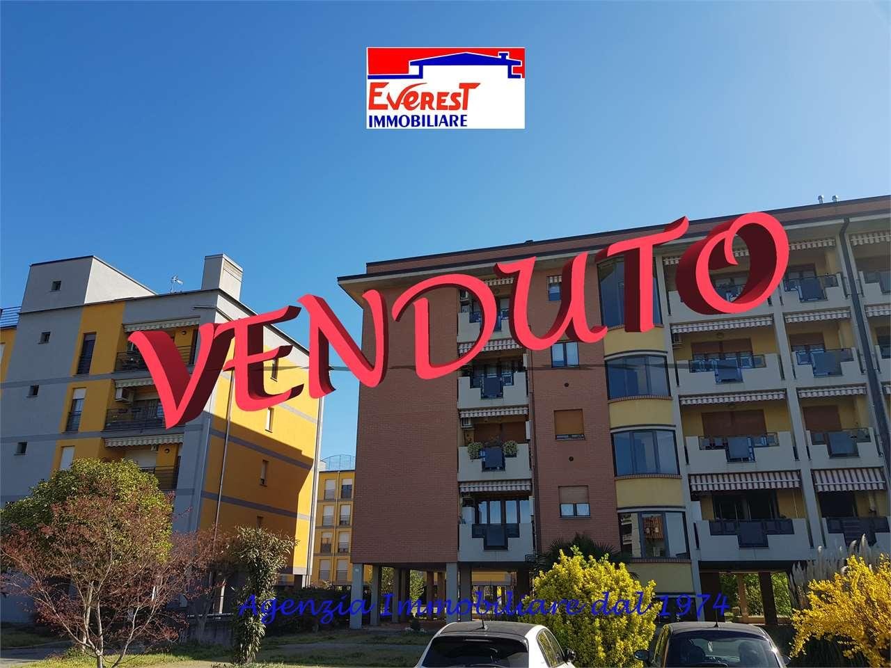 Vendita vendita, Busto Arsizio foto
