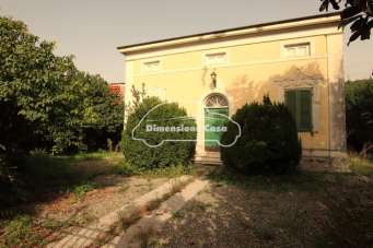 Sale Villa, Lucca Sale Villa, Lucca
