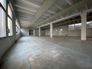 Affitto Industriale, Nove Affitto Industriale, Nove