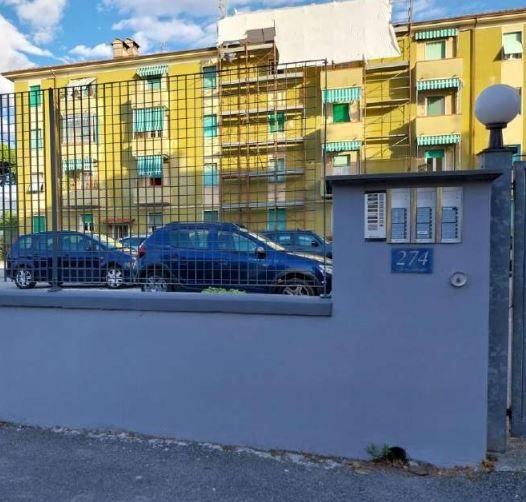 Vendita Quadrivani, Carrara foto