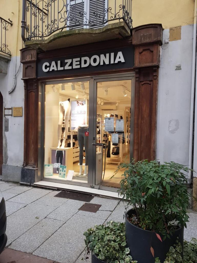 Affitto Negozio, Asti foto