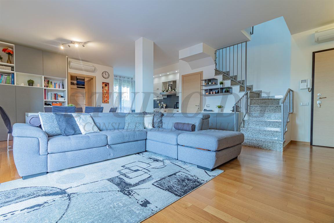 Vendita Appartamento, Seveso foto