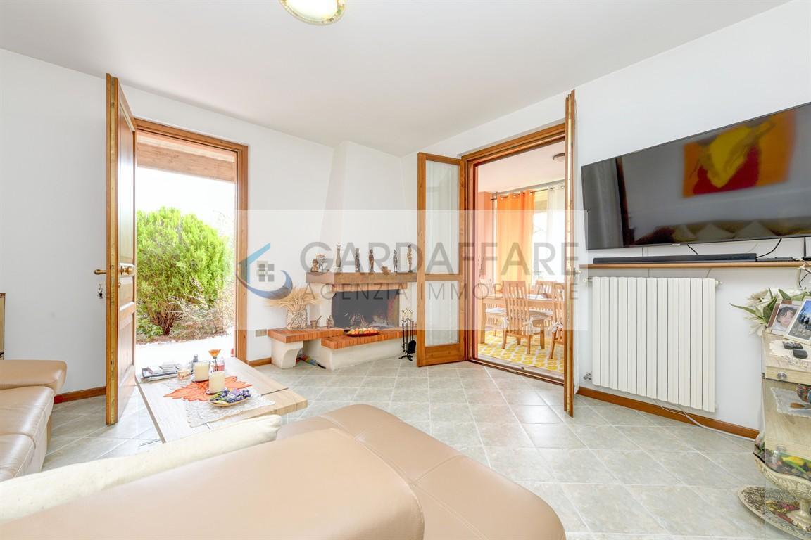 Vendita Villa bifamiliare, Desenzano del Garda foto