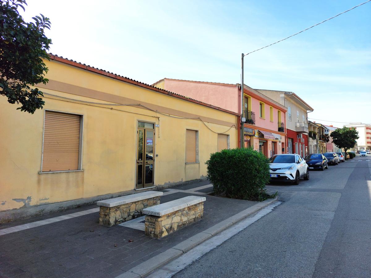 Vendita Casa indipendente, Sanluri foto