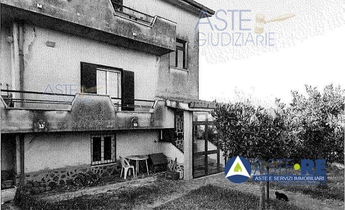 Vendita Quadrivani, Aprilia foto