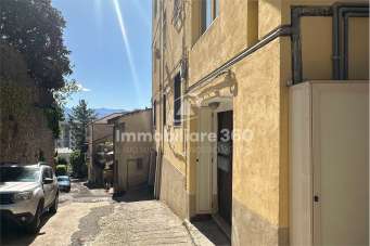 Vendita vendita, Cosenza