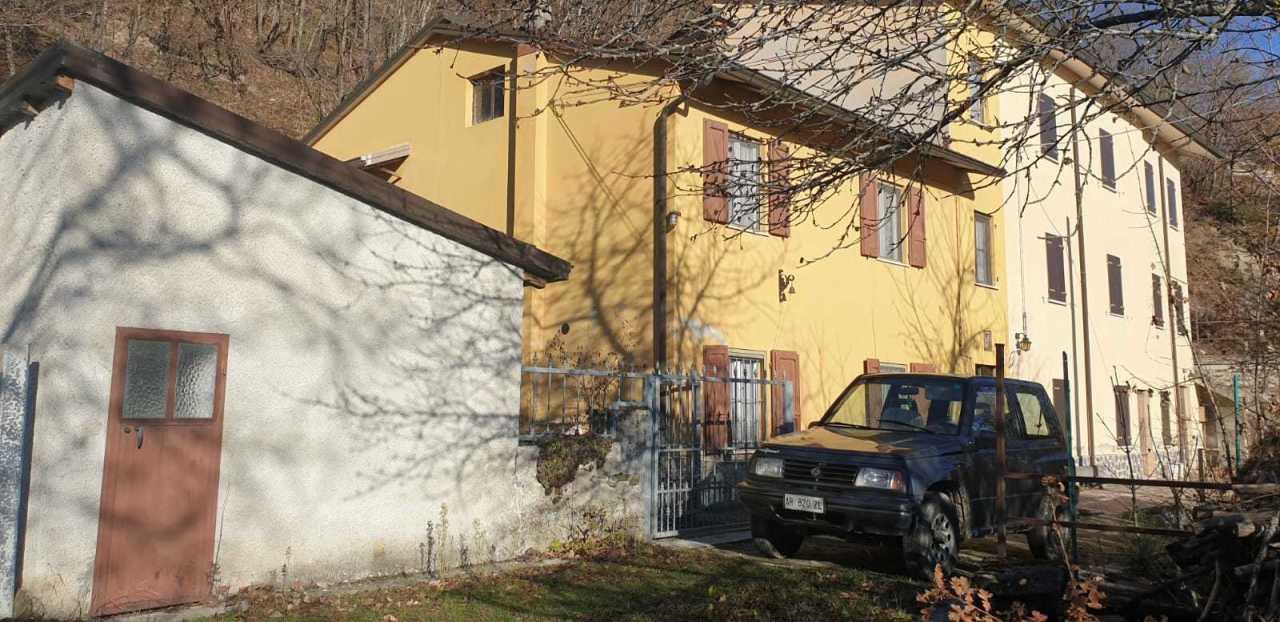 Vendita Eptavani, Varsi foto